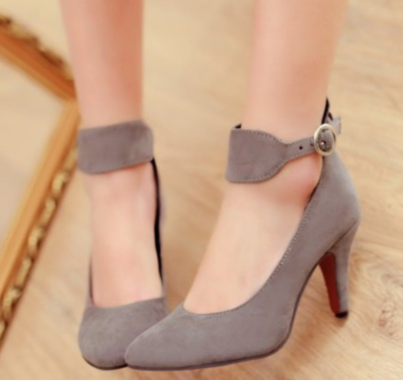 Women's pointed high heels